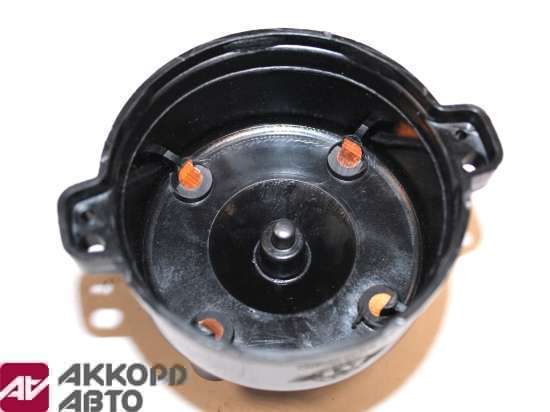 крышка распределителя зажигания ВАЗ-2108 АТ Чехия AT6500-008iD             