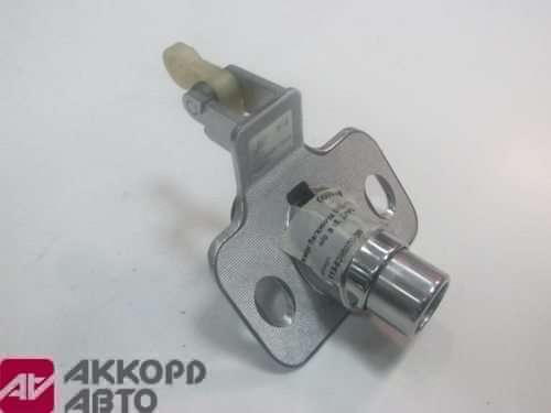 замок багажника ВАЗ-1118-19 н/о (верх. часть (защелка)) ДААЗ 1119-6305070-30          